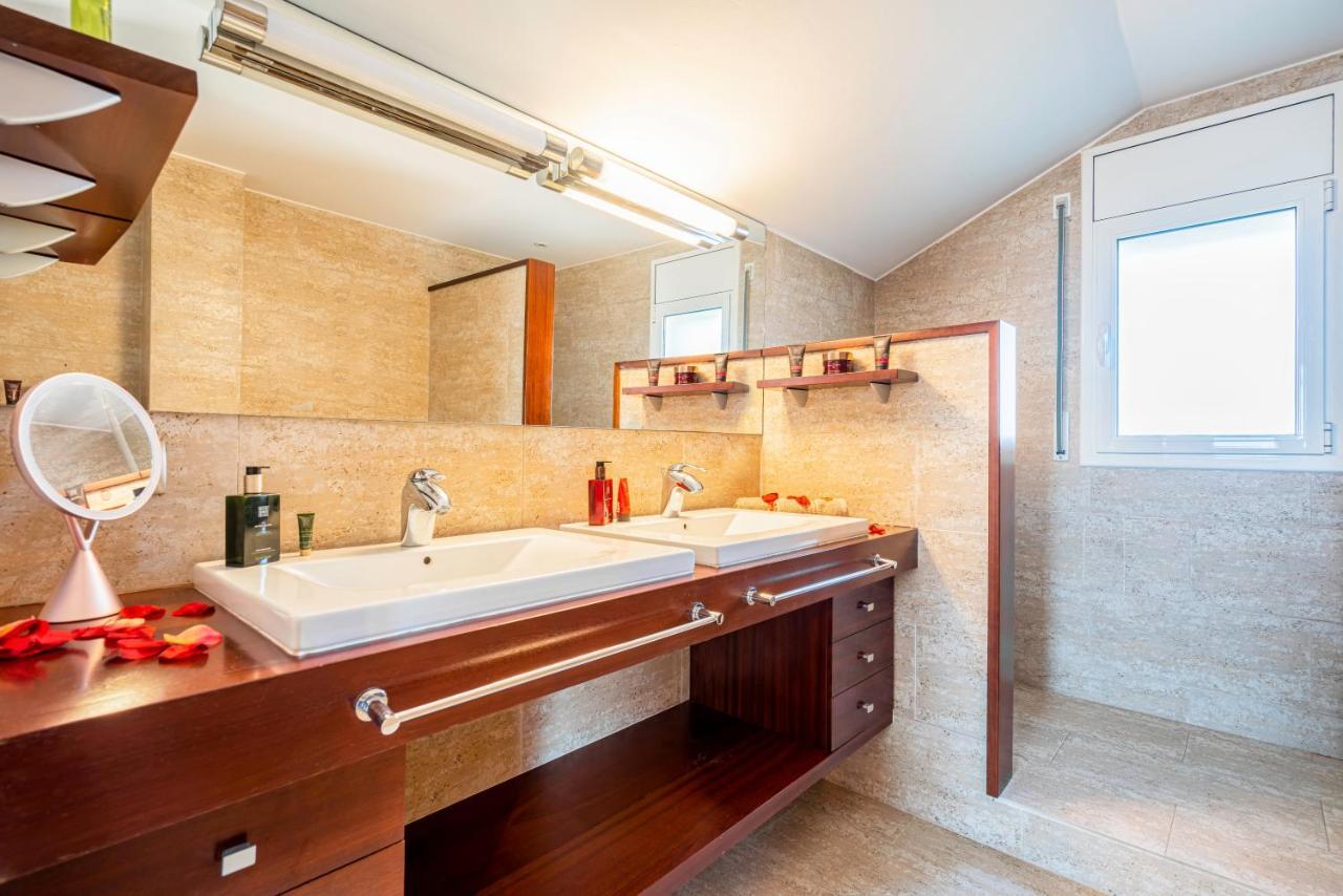 Casa Familiar Con Piscina Holiday home *